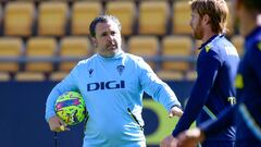 13/04/23 CADIZ CF ENTRENAMIENTO SERGIO GONZALEZ