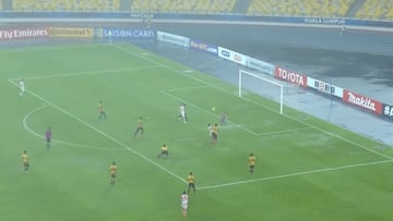 ?Puede haber un penalti m¨¢s claro en la historia de f¨²tbol?