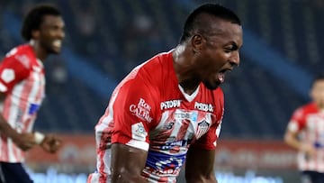 Junior abre proceso disciplinario a Fabián Ángel y Willer Ditta por uso de amoníaco.