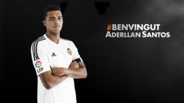 Aderllan Santos con el Valencia.