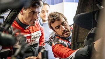 Fernando Alonso y Marc Coma.
 
 