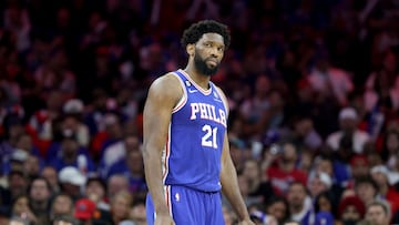 En un nuevo cap¨ªtulo de la incapacidad para forjar un proyecto s¨®lido, los Sixers cayeron en Philadelphia ante los Celtics y habr¨¢ s¨¦ptimo partido.