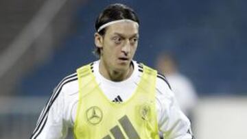Özil liderará a Alemania.