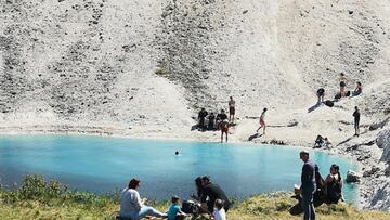Una laguna azul turquesa que encanta a turistas, pero es t¨®xica