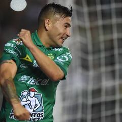 El dispar inicio de los chilenos en los playoffs de la liga MX