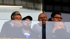 Boric volvió al estadio tras dejar la presidencia y esto hizo en el Claro Arena: viral instantáneo