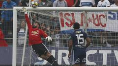 De Paul tuvo dos tapadones al ángulo y respondió en el clásico