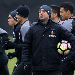 Vilches y Valdés complican la fórmula de Guede ante la UC