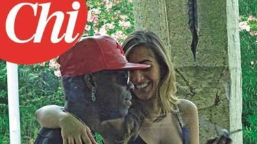 Balotelli, de vacaciones con una nueva conquista
