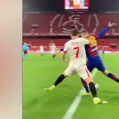 El Barça publica en sus redes una toma inédita para denunciar que hubo penalti a Alba
