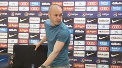 La despedida de Andrés Iniesta en imágenes
