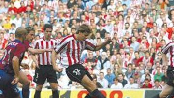 <b>RECONCILIACIÓN. </b>El Athletic se reconcilió con la afición de San Mamés con Llorente como figura.