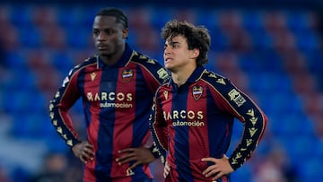 29/11/25 PARTIDO PRIMERA DIVSIION
LEVANTE UD - ATHLETIC DE BILBAO
TRISTEZA CARLOS ALVAREZ