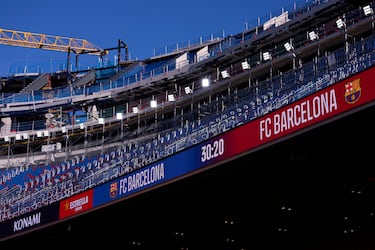 Vista general del Spotify Camp Nou tras la renovación de gran parte de su estructura. Todavía falta tiempo para la conclusión de las obras de remodelación.