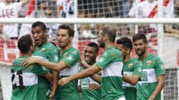 El Elche logra su primer triunfo de la temporada en Vallecas