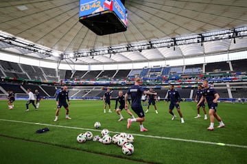Denmark's players attend a MD-1 training session at the Frankfurt Arena in Frankfurt, during the UEFA Euro 2024 Football Championship, on June 19, 2024. (Photo by Adrian DENNIS / AFP)