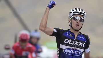 Gianluca Brambilla celebra su victoria en Formigal en la Vuelta a España 2016.