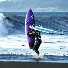 Marc Paré persigue el Surazo, un viento especial que sopla desde la Patagonia
