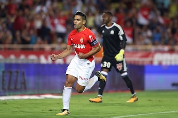 Falcao, goleador de la Ligue 1 con 7 goles en 4 partidos