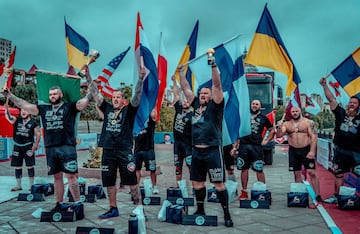 Todos los representantes de la prueba de Kiev (19 de septiembre) portaron las banderas de sus países.