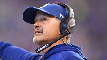 Chuck Pagano fue cesado por los Indianapolis Colts