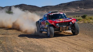 Carlos Sainz con el Mini en Marruecos.