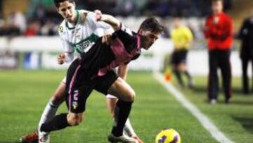 Abraham Paz (en primer t&eacute;rmino) en un partido con el Sabadell.