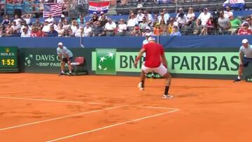 Lo tenía perdido y se sacó de la manga esto: tremendo willy de Coric