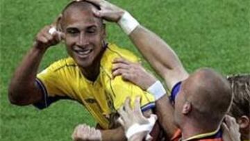 <b>MATADOR. </B>El veterano delantero sueco sentenció el encuentro tras anotar dos goles consecutivos justo después de que Bulgaria rozara el empata a uno.