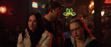 Así lucían Megan Fox y Amanda Seyfried en 'Jennifer's Body', estrenada en 2009.