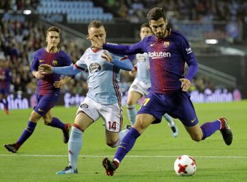 André Gomes y Lobotka.