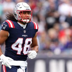 Patriots firman extensión con Jahlani Tavai