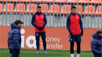 Correa y Morata, en el entrenamiento del Atlético.