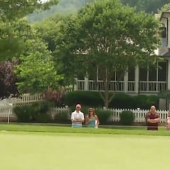 Shaq ante su reto más difícil: un tiro libre... ¡en un hoyo de golf!