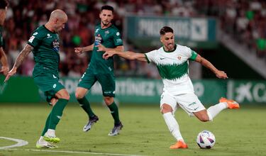 El central fue el líder de un equipo que volvía al fútbol profesional. Se encargó de frenar a un delantero tan poderoso como Boyé.