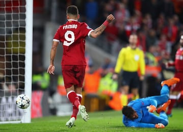 4-0. Roberto Firmino marcó el cuarto gol.