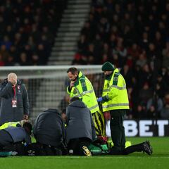 Suspendido el Bournemouth-Luton después de que Lockyer se desplomase en pleno partido