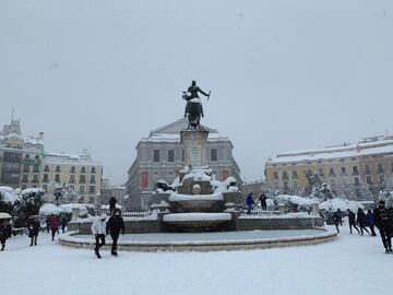 La Plaza de Oriente.