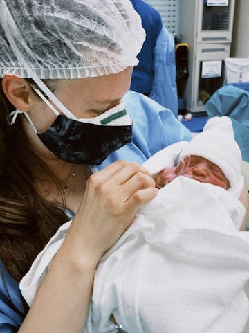 La cantante del dueto Jesse & Joy tuvo a su segunda hija junto a su esposa. 
