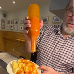 Pedro, influencer gastronómico, enseña cómo se hacen las patatas bravas del mejor bar de Madrid: “Aquí no hay postureo ni modas”