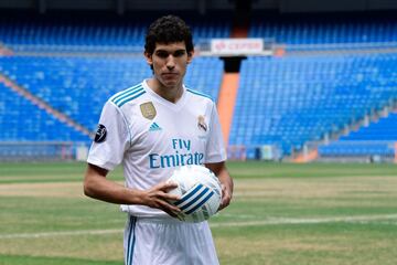 Jesús Vallejo presenta a su novia, María Delgado, en Instagram