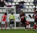 Paso de gigante del Rayo ante un Murcia sin alma