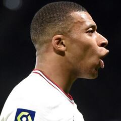 Reunión del PSG con los Mbappé en Doha... y después en Madrid