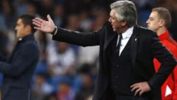 El técnico italiano del Real Madrid, Carlo Ancelotti, durante el partido de Liga en Primera División ante el Almería.