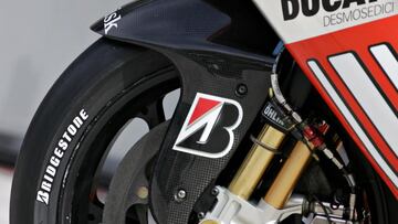 Las tres motorizaciones que ha conocido MotoGP desde que existe