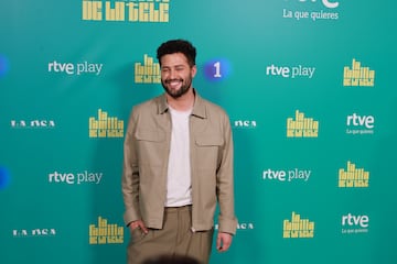 El exdirector de 'Socialit' estar al frente de la emisin de 'La familia de la tele' en RTVE Play mientras en TVE se sucede 'Valle Viejo' y 'La promesa'.