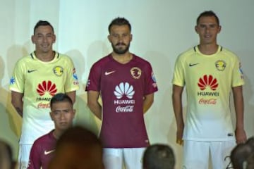 América presentó la indumentaria que lucirá para el Apertura 2016, torneo en el que cumplirán 100 años de historia.