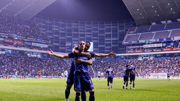   Uriel Antuna celebrates his goal 0-1 of Cruz Azul during the 15th round match between Puebla and Cruz Azul as part of the Torneo Clausura 2024 Liga BBVA MX at Cuauhtemoc Stadium on April 12, 2024 in Puebla, Puebla, Mexico.