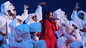 GLENDALE, ARIZONA - FEBRUARY 12: Rihanna performs onstage during the Apple Music Super Bowl LVII Halftime Show at State Farm Stadium on February 12, 2023 in Glendale, Arizona.   Gregory Shamus/Getty Images/AFP (Photo by Gregory Shamus / GETTY IMAGES NORTH AMERICA / Getty Images via AFP)