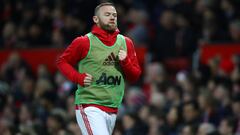 Rooney quiere huir de Mourinho: se ofrece al Nápoles